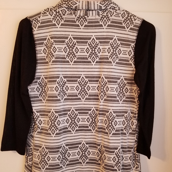 Maurices Aztec Quarter-Sleeve Cardigan - Picture 4 of 4
